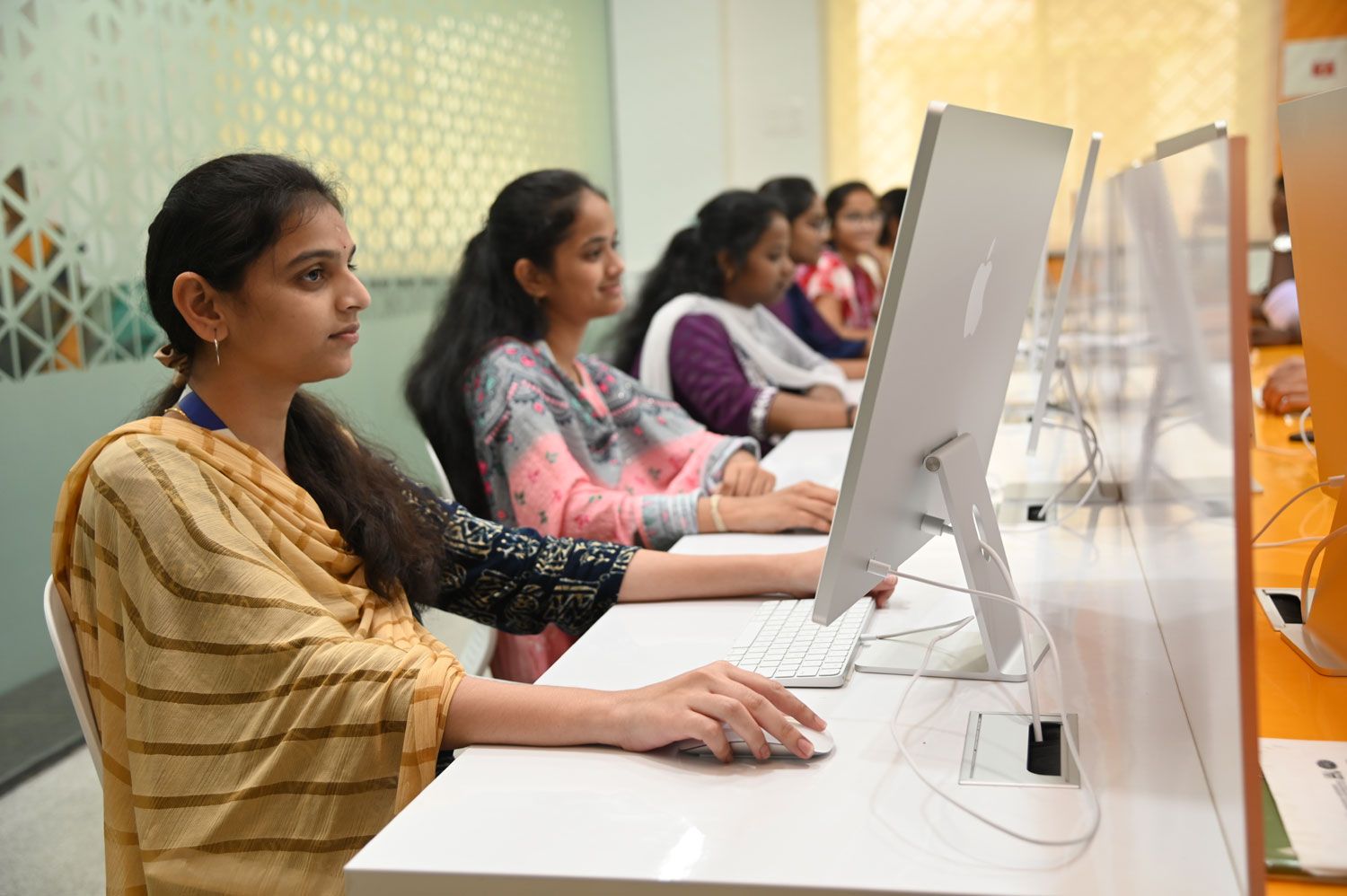 CSE Students Working in AVIT Computing Lab