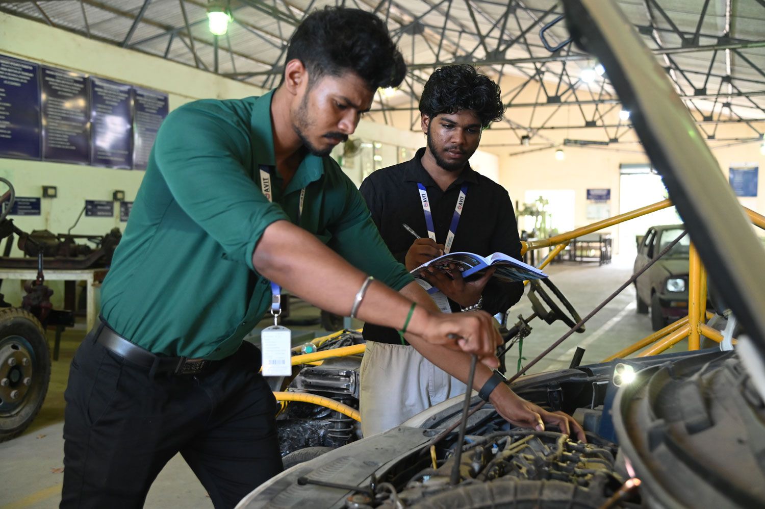  Automobile Engineering Lab